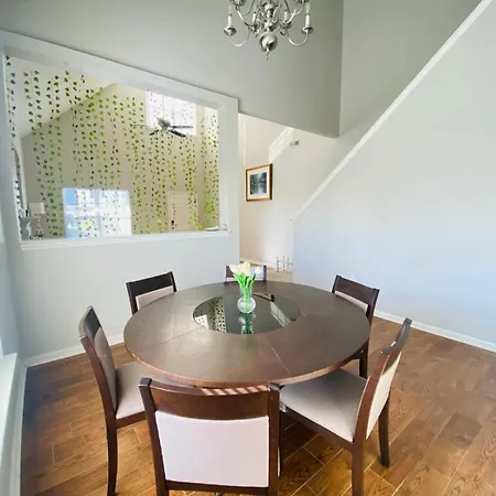 Spacious Room With Shared Bathroom Raleigh Exterior foto